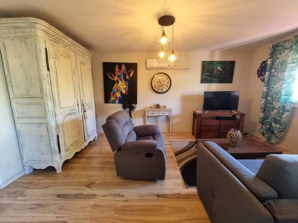 a0f8fda0-0ad5-4897-8617-31f05dc2ac8a